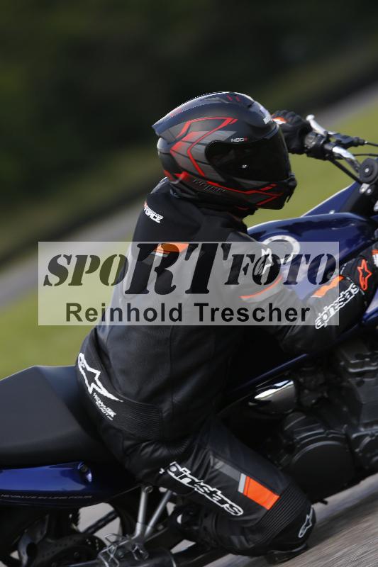 /Archiv-2024/29 12.06.2024 MOTO.CH Track Day ADR/Gruppe blau/55